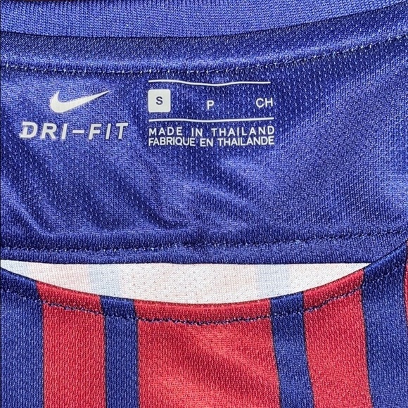 2017 Barcelona home jersey - Picture 4 of 9